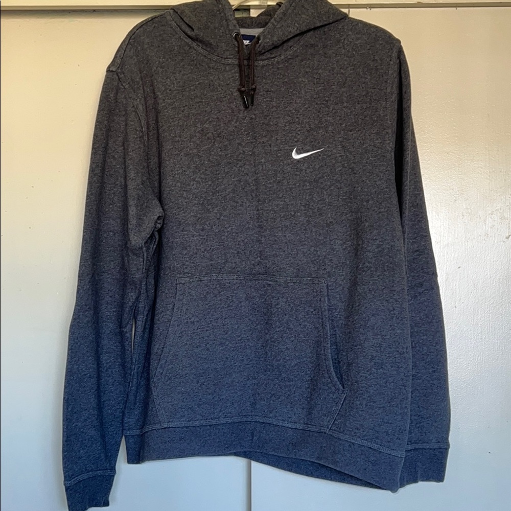 Nike Men's Gray Hoodie